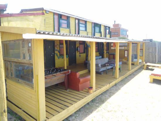 Hostel Francisca 拉佩德雷拉 外观 照片